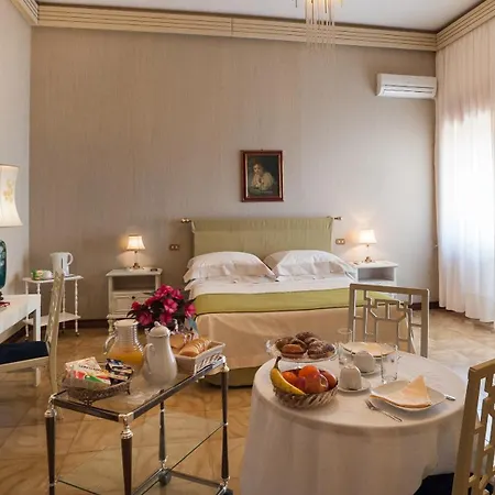 Villa Magnolia Luxury Suites-3
